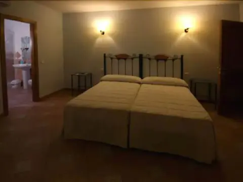 Hostal y Apartamentos Rurales la Bellosina - Photo 3