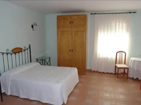 Hostal y Apartamentos Rurales la Bellosina - Photo 4