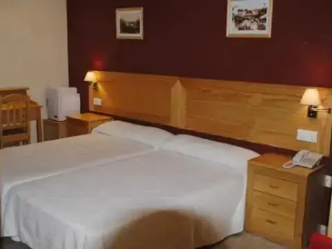 Hotel Alegria - Photo 4