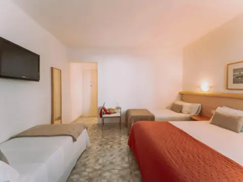 Hotel Bell Repos - Photo 3