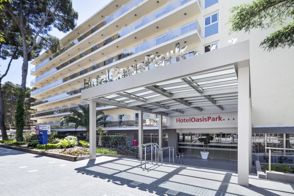 BEST OASIS PARK 4 *