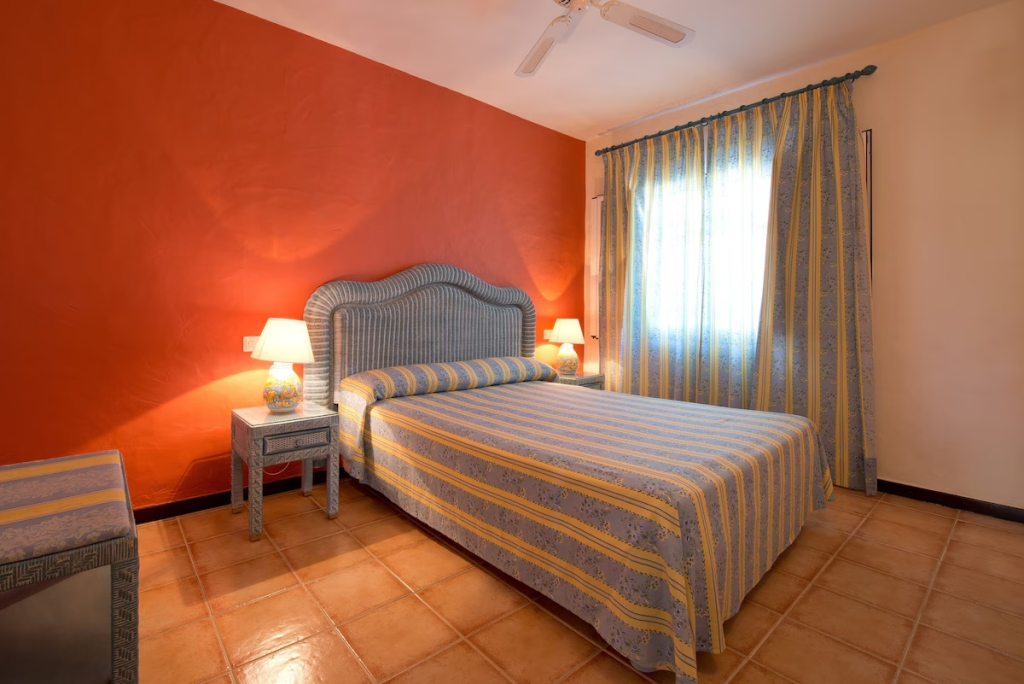 Hotel BlueBay Banús - Photo 2