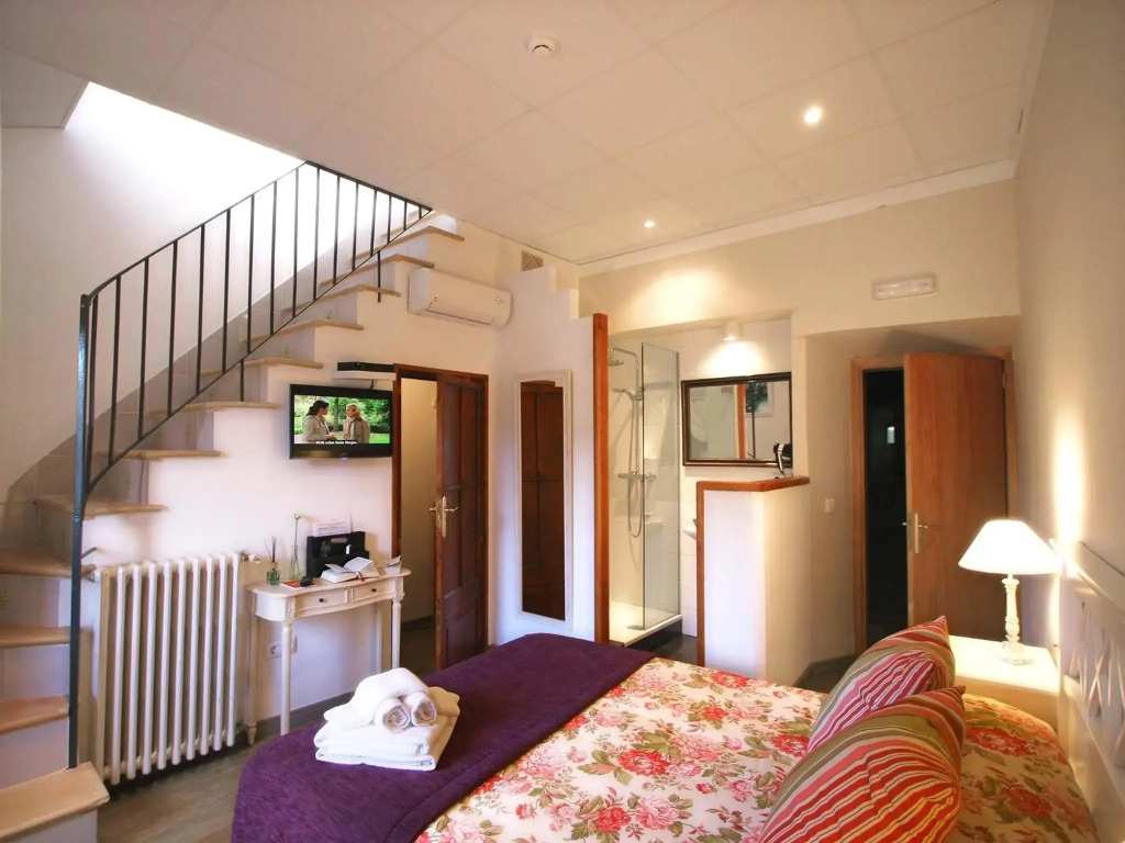 Hotel Can Abril - Photo 2