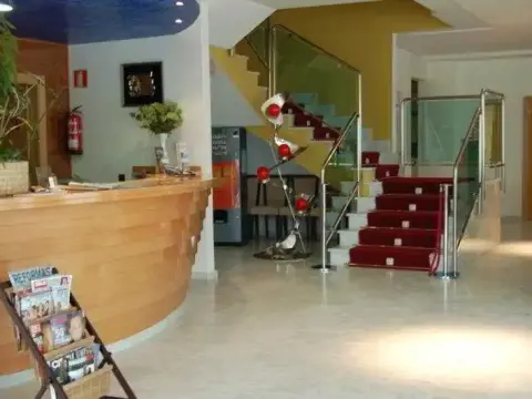 Hotel Central Yuncos - Photo 4