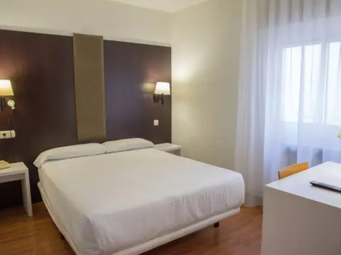 Hotel Delta - Photo 4