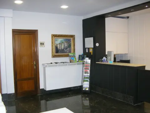 Hotel Don Carlos - Photo 4