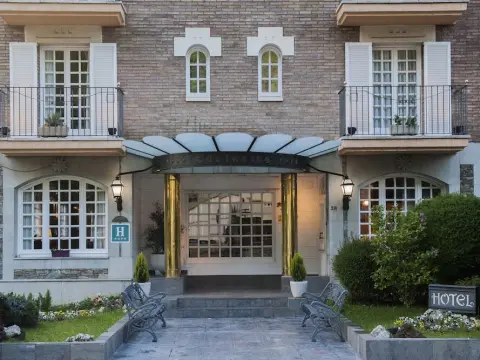 Hotel Edelweiss Camprodon - Photo 1