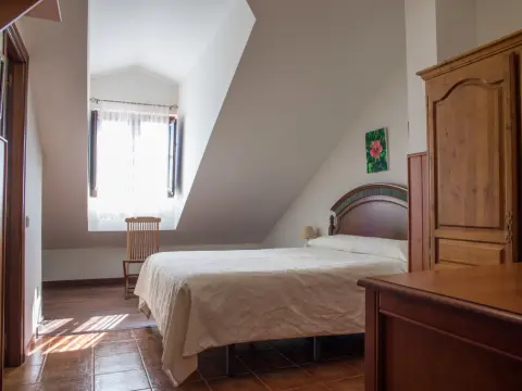 Hotel El Tejo - Photo 3