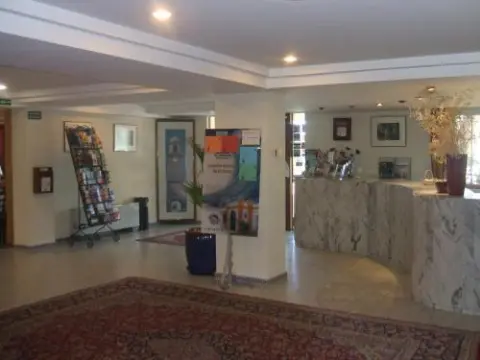 Hotel Escuela Fuentemar - Photo 2