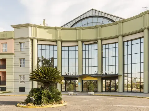 Hotel ILUNION Alcora Sevilla - Photo 1