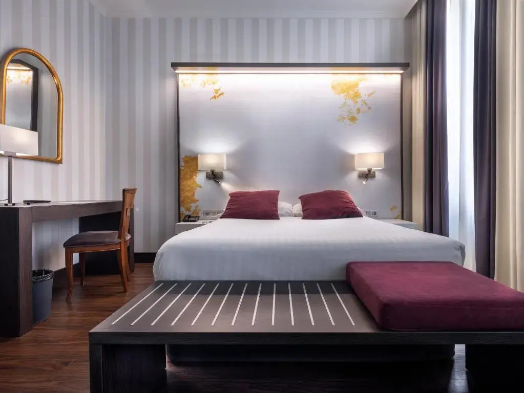 Hotel Intelier Palacio San Martín - Photo 3