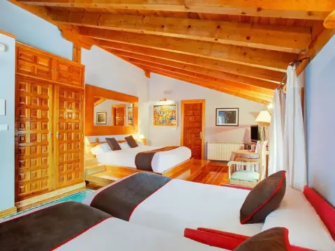 Hotel Jaramiel - Photo 3