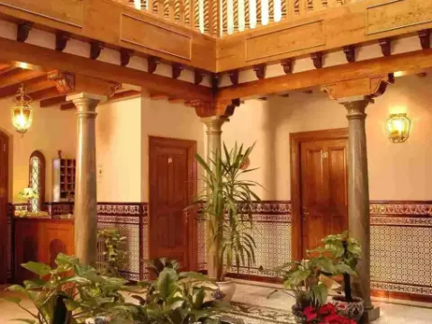 Hotel La Zubia - Photo 2