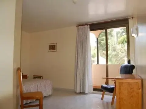 Hotel Llucena - Photo 3