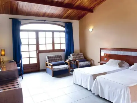 Hotel Mas de la Sala - Photo 4