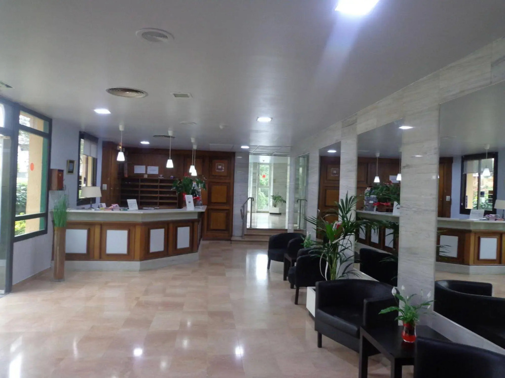 Hotel Montañamar - Photo 2