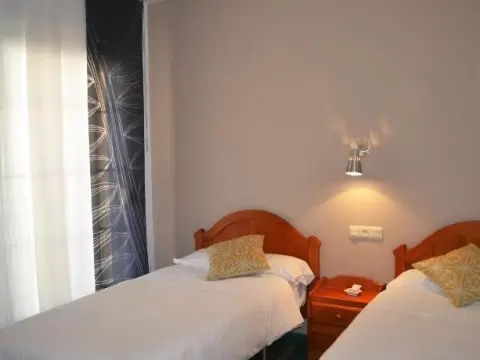 Hotel Moregón - Foto 4
