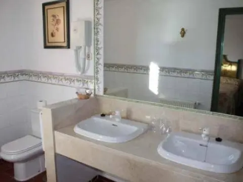 Nuevo Chinchón - Photo 4