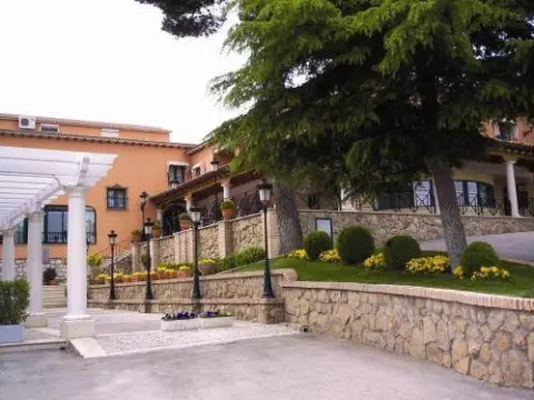 Nuevo Chinchón - Photo 1