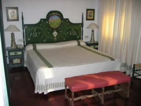 Nuevo Chinchón - Photo 2