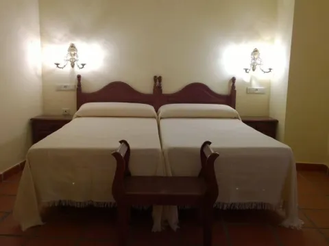 Hotel Palacete de Mañara - Photo 2