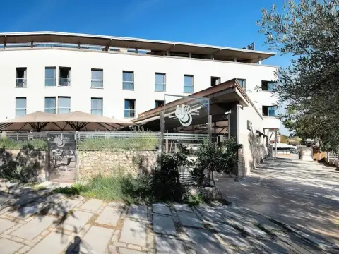 Hotel Palau de girona - Photo 3