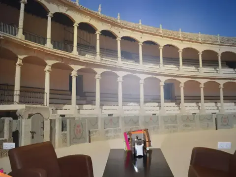 Hotel Plaza de Toros - Photo 1