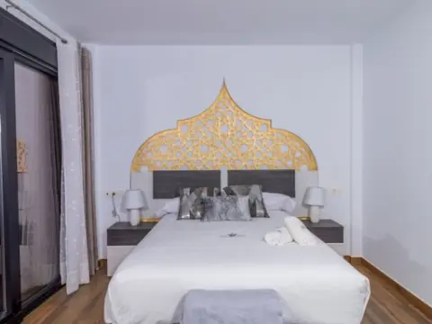 Hotel Reina Aixa - Photo 1