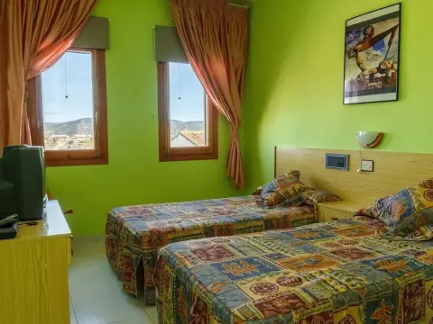 Hotel Restaurante Altabella - Photo 4