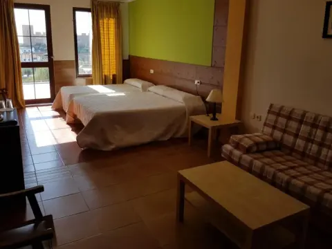 Hotel Restaurante Banos - Photo 1