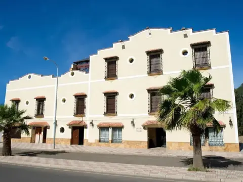 Hotel Restaurante Rijoma - Photo 1