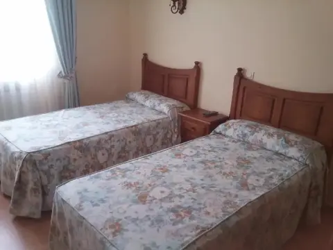 Hotel Rural Puerta De Caderechas - Photo 3