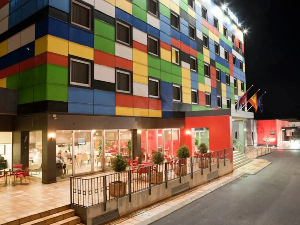 Hotel Sercotel Riscal