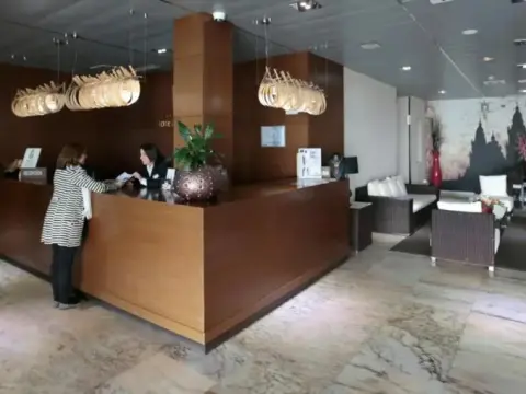 Hotel Spa Congreso - Photo 2