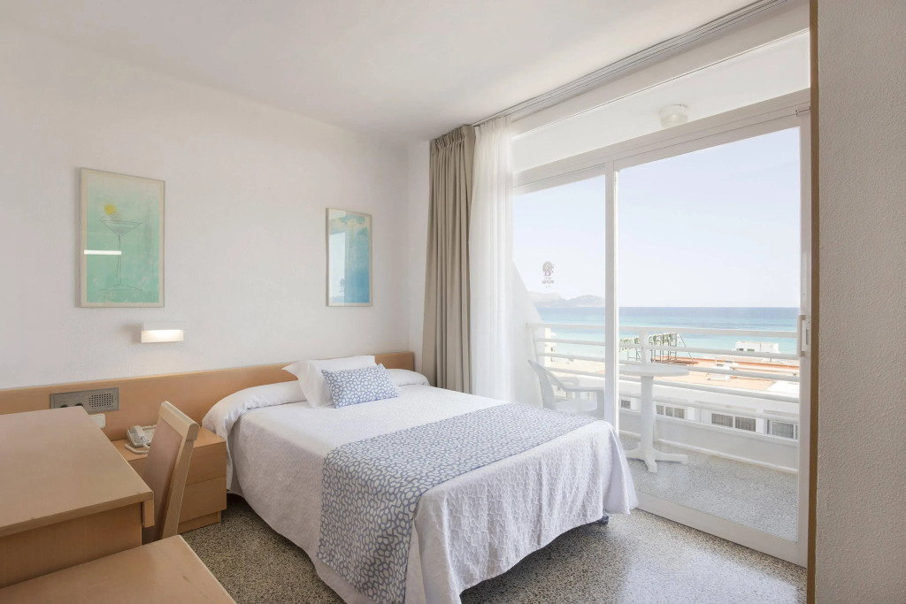 Hotel Sultan - Photo 4