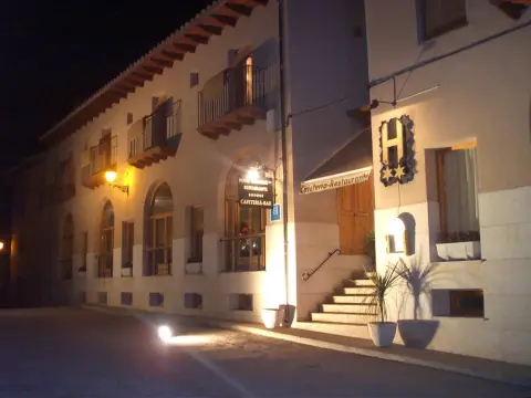 Hotel Restaurante Tastavins - Photo 1