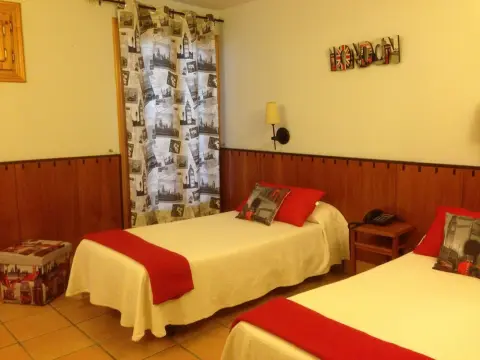 Hotel Restaurante Tastavins - Photo 4