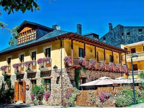 Hotel Valle del Silencio - Photo 1