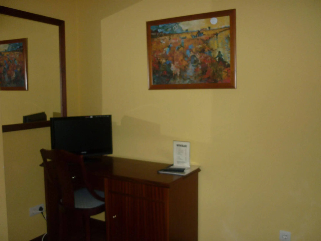 Hotel Verdemar - Photo 2