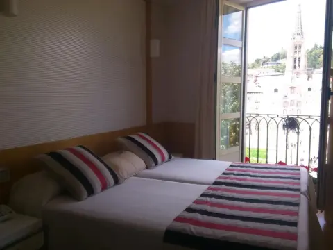 Hotel Via Gotica - Photo 2