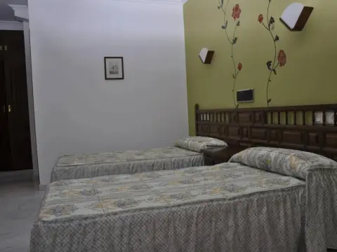 Hotel Xacobeo - Photo 3