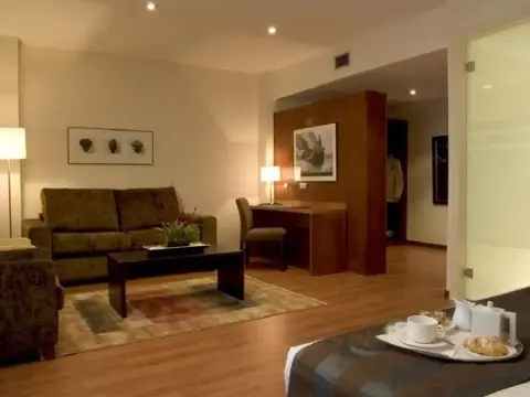 Hotel Xon's Valencia - Photo 4