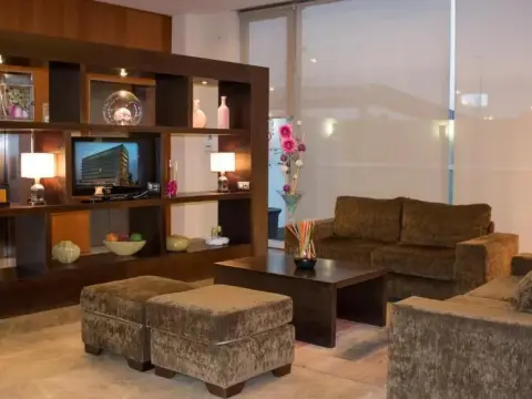 Hotel Xon's Valencia - Photo 2