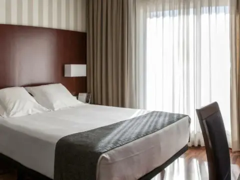 Hotel Zenit Malaga - Photo 3