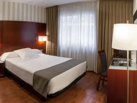 Hotel Zenit Malaga - Photo 4