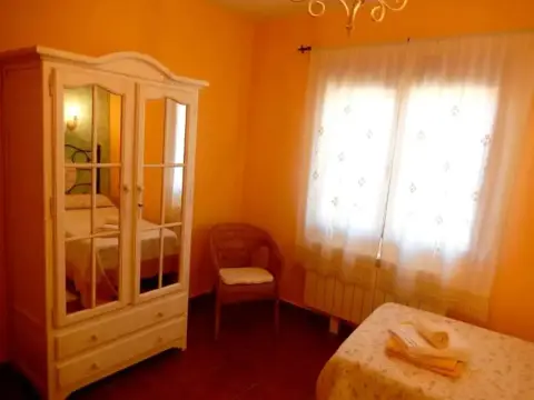 House With 8 Bedrooms in Cenicientos, With Wonderful Mountain View and - Photo 3