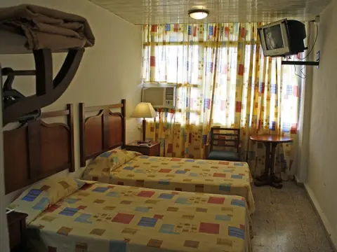 Islazul Moron - Photo 3