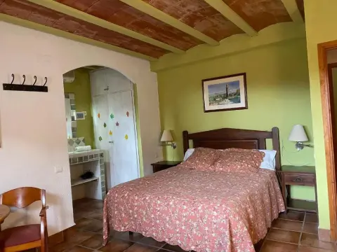 La Olivera APARTHotel Rural Suites bañera hidro o Jacuzzi privados - Photo 3