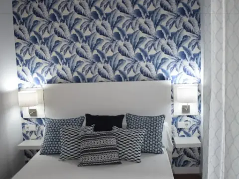 La Perla Apartments - Photo 4