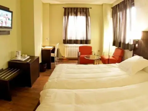Lera Restaurante Hotel - Photo 4